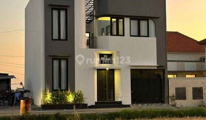 Modern 3 BR Villa Canggu 1