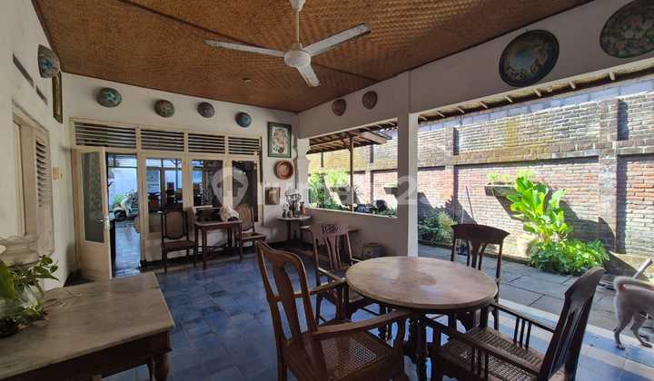 Tanah Bonus Rumah Tua di Pusat Sanur Tanah Bonus Rumah Tua di Pusat Sanur