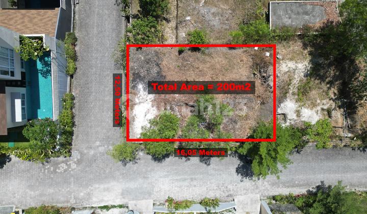 TANAH PLOT KECIL AREA PERUMAHAN ELIT NUSA DUA