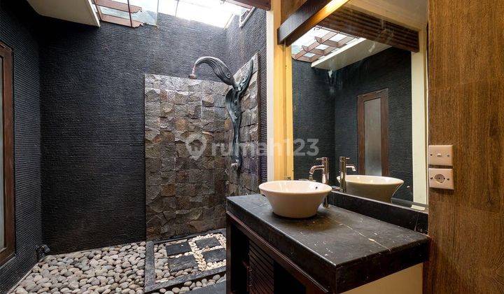 Villa For Rent At Kerobokan Near Canggu  2