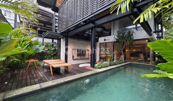 Off plan Cluster Villa Mezzanine Wooden Tropical In Canggu Near Echo Beach 1