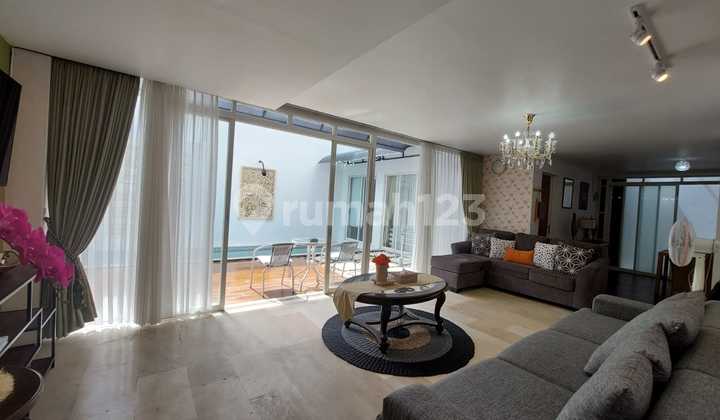 For Sale Villa Inside A Gate Cluster Nusa Dua