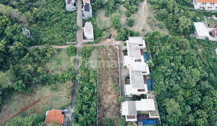 9 ARE LAND IN TOYA NING ULUWATU