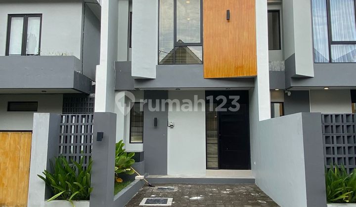 New Modern Minimalist House In Denpasar