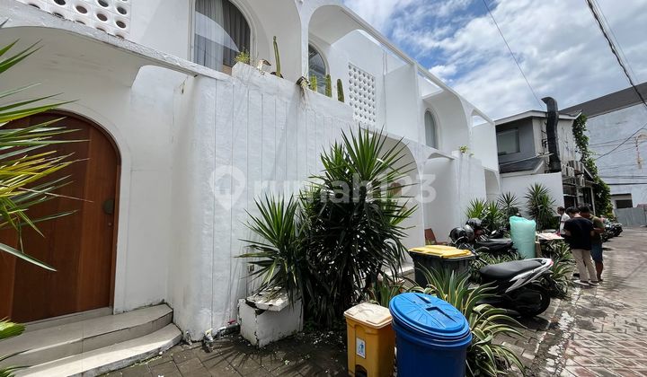 Townhouse Villa In Downtown Canggu