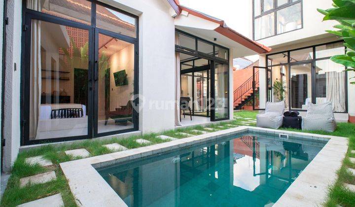 Leasehold 3 BR Villa Berawa Canggu 1