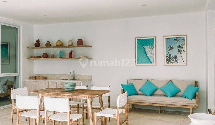 Brand New 3 BR Santorini Villa Uluwatu 1