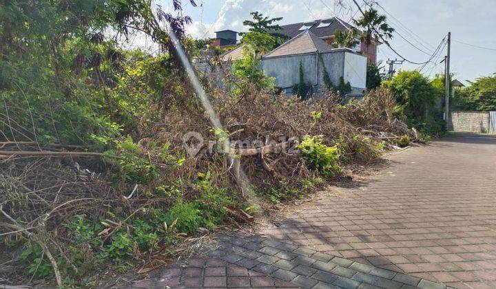 Dijual Tanah Premium Strategis di Jalan Sri Kahyangan Berawa 1