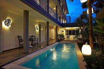 Dijual Mini Hotel Strategis di Petitenget Seminyak 2