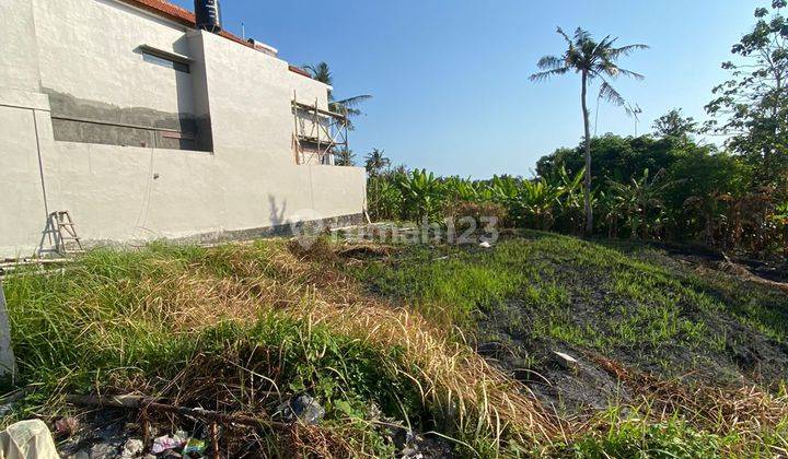 Rare Land for Sale in Villa Area at Nyanyi Beach, Tabanan 2