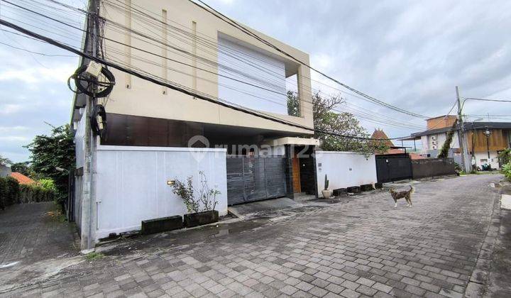 For Sale Luxury Villa In Tumbak Bayuh Badung 2