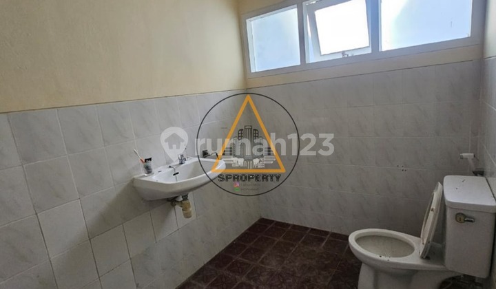 For Sale and Rent Modern Minimalis House Location in Mertadani  2