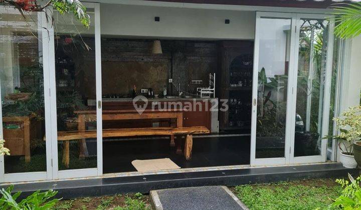 Modern Villa With Rice Field View For Sale In Ubud 1