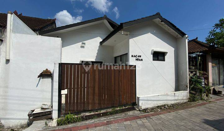 Modern Minimalist House For Rent Location In Berawa Canggu 1