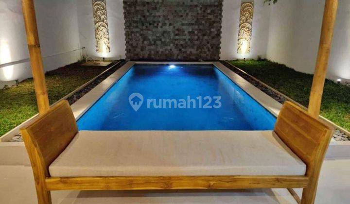 Modern Private Villa For Rent Located In Taman Griya Jimbaran 1