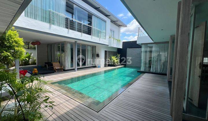 Beautiful Modern Minimalist Villa In Batu Belig Seminyak 1