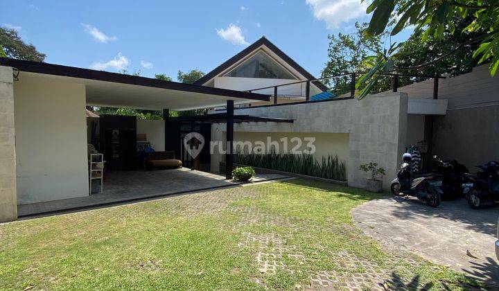 Dijual Luxury Tropical Villa di Tegal Cupek Umalas 2