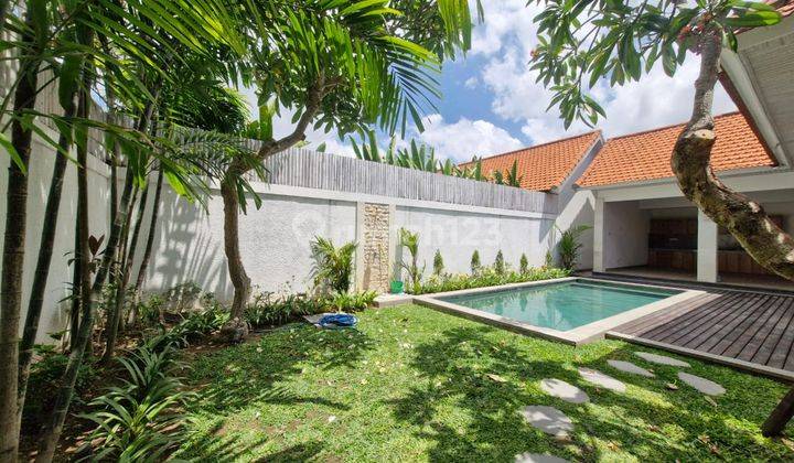 Tropical Villa For Rent Location In Berawa 2