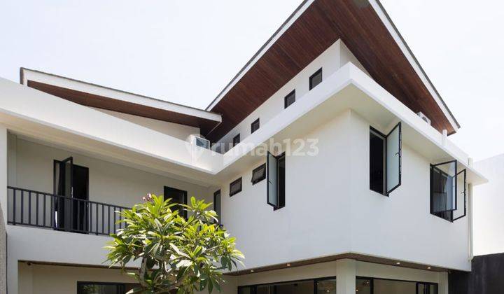 Dijual Luxury New Villa Modern di Ungasan 1