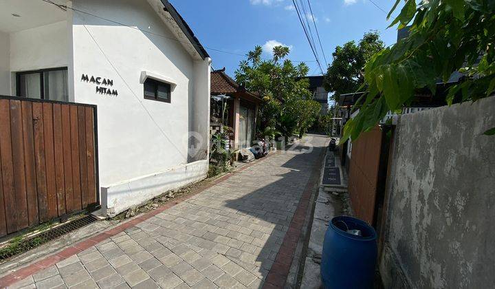 Modern Minimalist House For Rent Location In Berawa Canggu 2