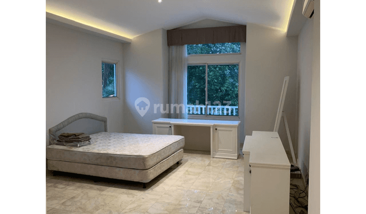 Disewakan Rumah Furnish Baru di Mediterania Golf, Lippo Karawaci 2