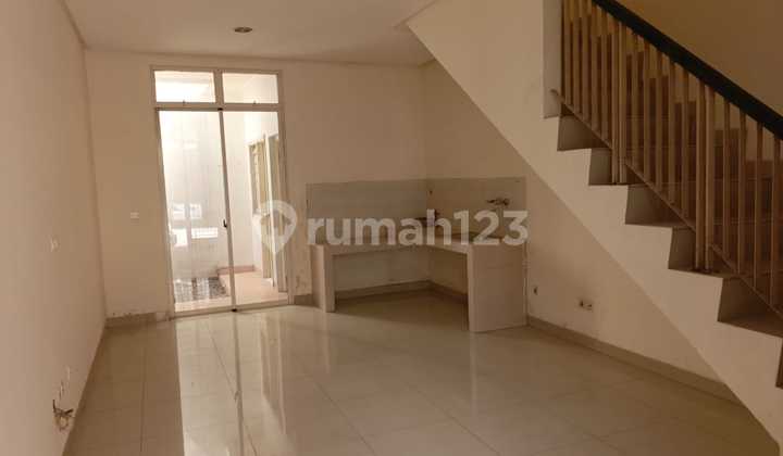 Rumah 2 Lt Siap Huni Lokasi Dalam Cluster Green Lake City Rumah 2 Lt Siap Huni Lokasi Dalam Cluster Green Lake City