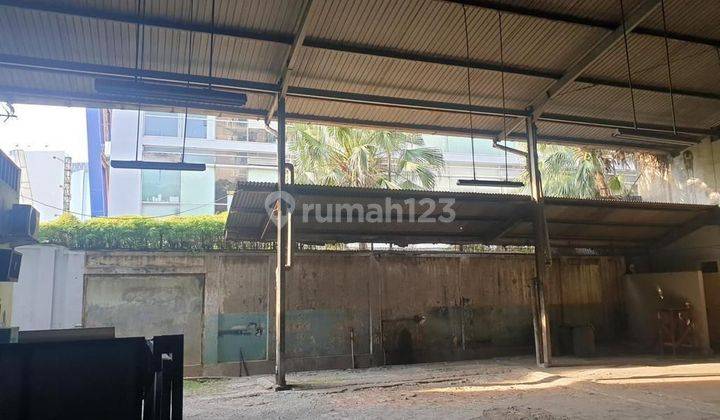 Rumah hitung tanah di lokasi  premium  jarang ada  jaksel 2