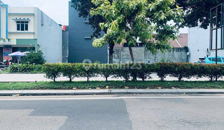 Ruko Baru 2½ Lt..lokasi Boulevard Metland Puri  2