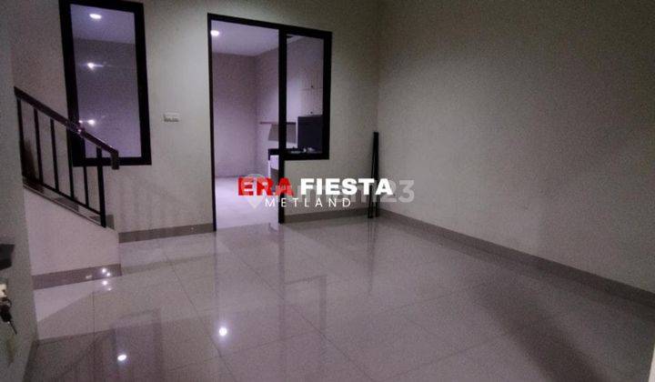 Rumah Siap Huni 2 Lantai Di Metland Puri  1