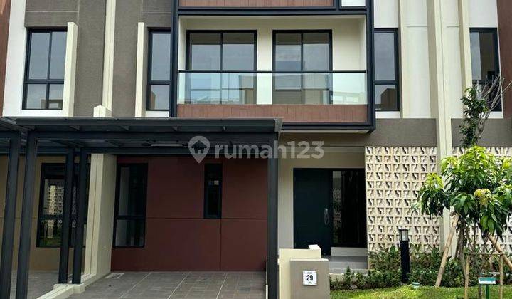 Dijual Rumah di Cluster carson scientia
Gading Serpong  1