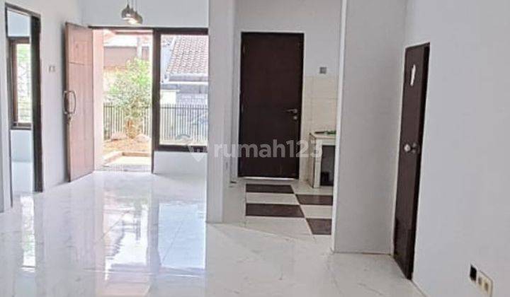 Dijual Rumah Minimalis 2 Lt  2