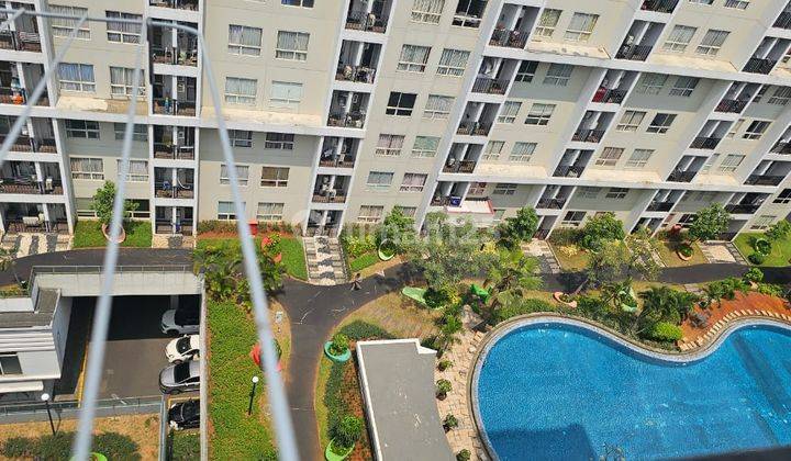 Apartemen Scientia Gading Serpong View Taman Pool  1