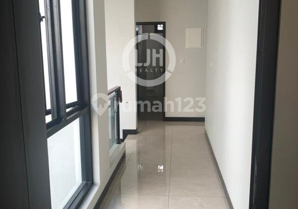 Dijual Rumah Cluster Aristoteles Gading Serpong LT 250 LB 260 Hadap Utara 2