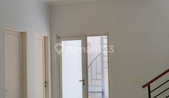 For Rent Topaz 2-Story Cluster House 2