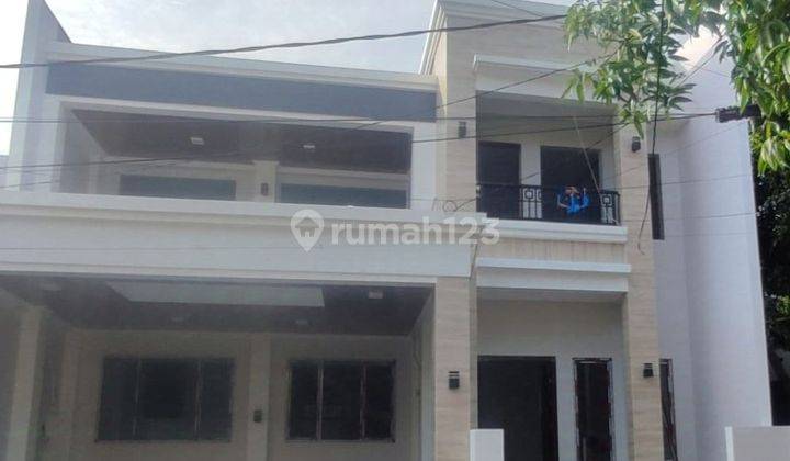 Dijual Rumah Cantik 2 Lantai 1