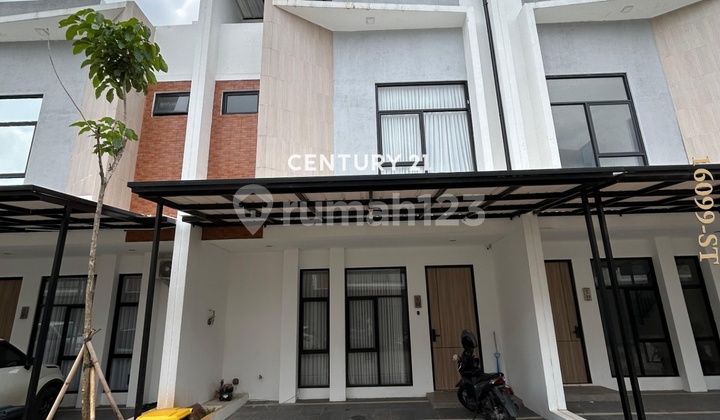 Dijual Rumah Furnished Siap Huni Dekat Stasiun Sudimara 1