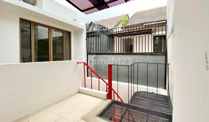 Dijual Rumah Renovated Design Arsitek Di Sektor 9 Bintaro 2