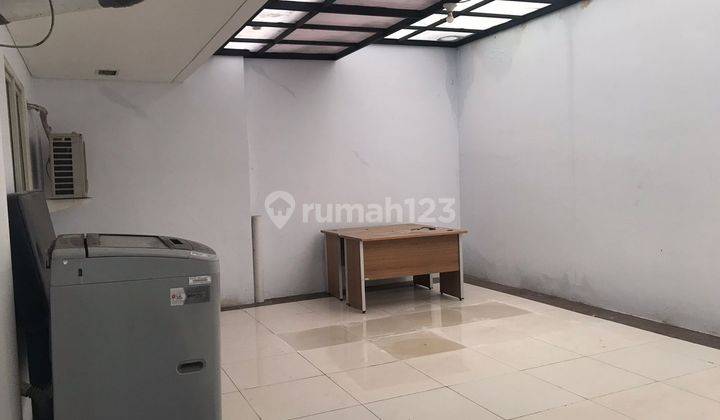 Perumahan di Atas Mall 5 BR+3Bathroom, 1BR pembantu+1BR pembantu  5