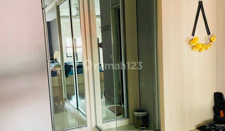 
Sewa apartemen paladian fully furnished ,kondisi bagus sekali, 157 m2 Rp 120 juta 1