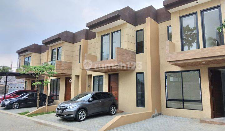 Rumah Ready Siap Huni Type 72 82 3 Kamar Tidur 2 Lantai  1