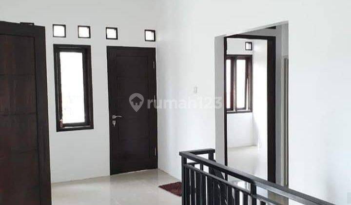 Hunian Eksklusif Rumah 2 Lantai Dekat Ciputat, Promo Terbatas 2