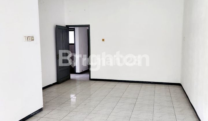 RUMAH LUAS TERAWAT 2