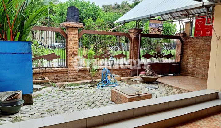 RUMAH NGINDEN INTAN BARAT RUMAH NGINDEN INTAN BARAT