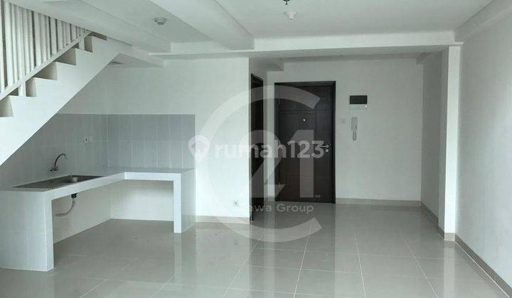 Sewa Soho Residence Lantai Sedang Semi Furnished 1