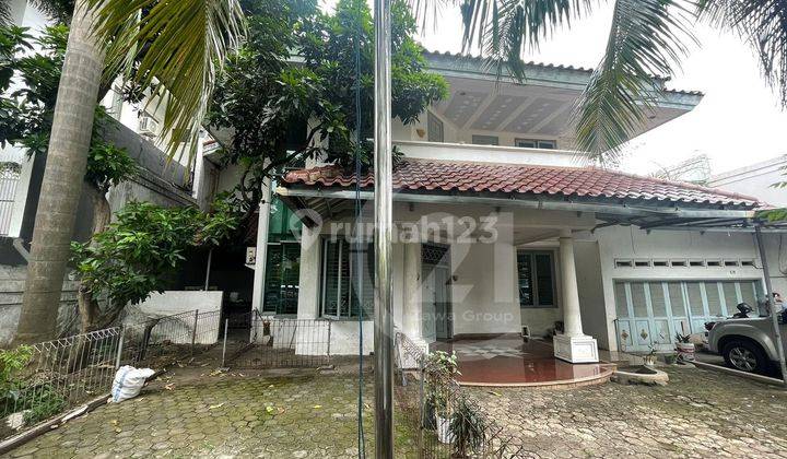 Rumah Green Ville 2 Lantai Furnished Bagus 1