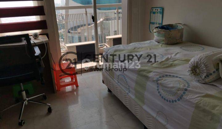 Dijual Apartemen Royal Mediterania Garden Lantai Sedang 1