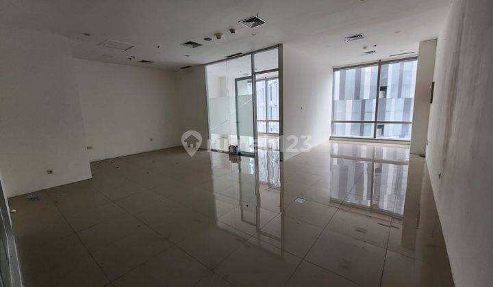 Disewakan Soho Capital Lantai Sedang Unfurnished 2