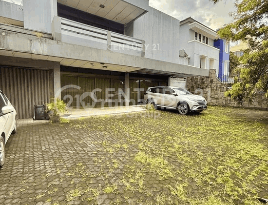 Dijual Murah Rumah Bangunan Tua Arjuna Utara Tanjung Duren