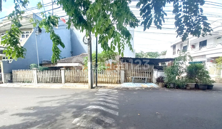 Dijual Rumah Tua Luas 226m2 Sunter Agung Jakarta Utara