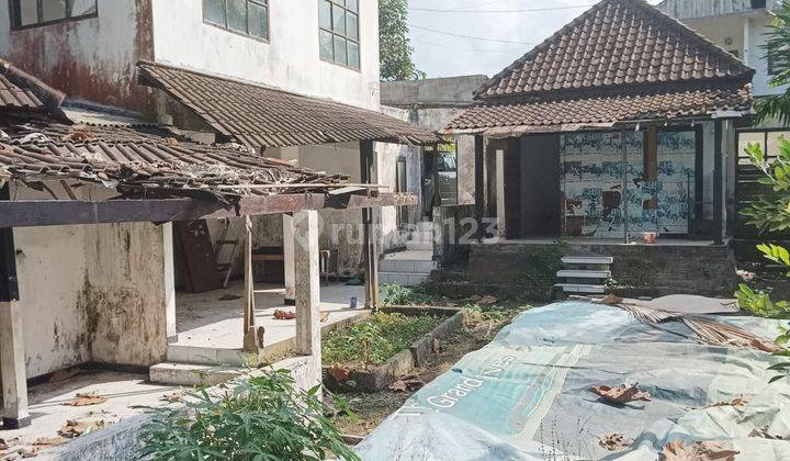 Villa Mangkrak Harga Tanahnya Saja 1